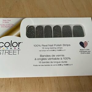 Color Street Nail Polish Strips in “Light Year”